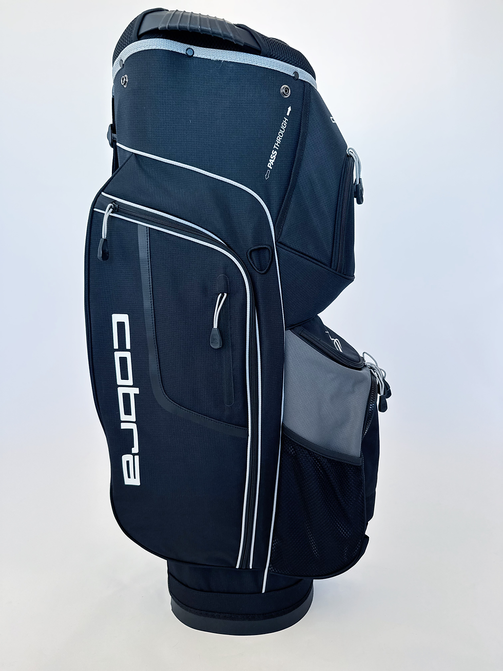Thumbnail: Cobra golf bag
