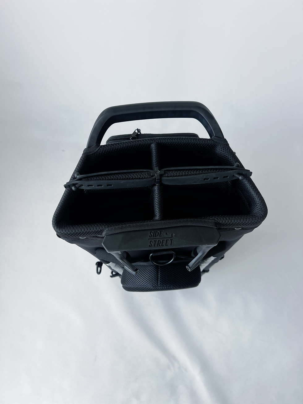 Thumbnail: Cleveland wedge fitting bag