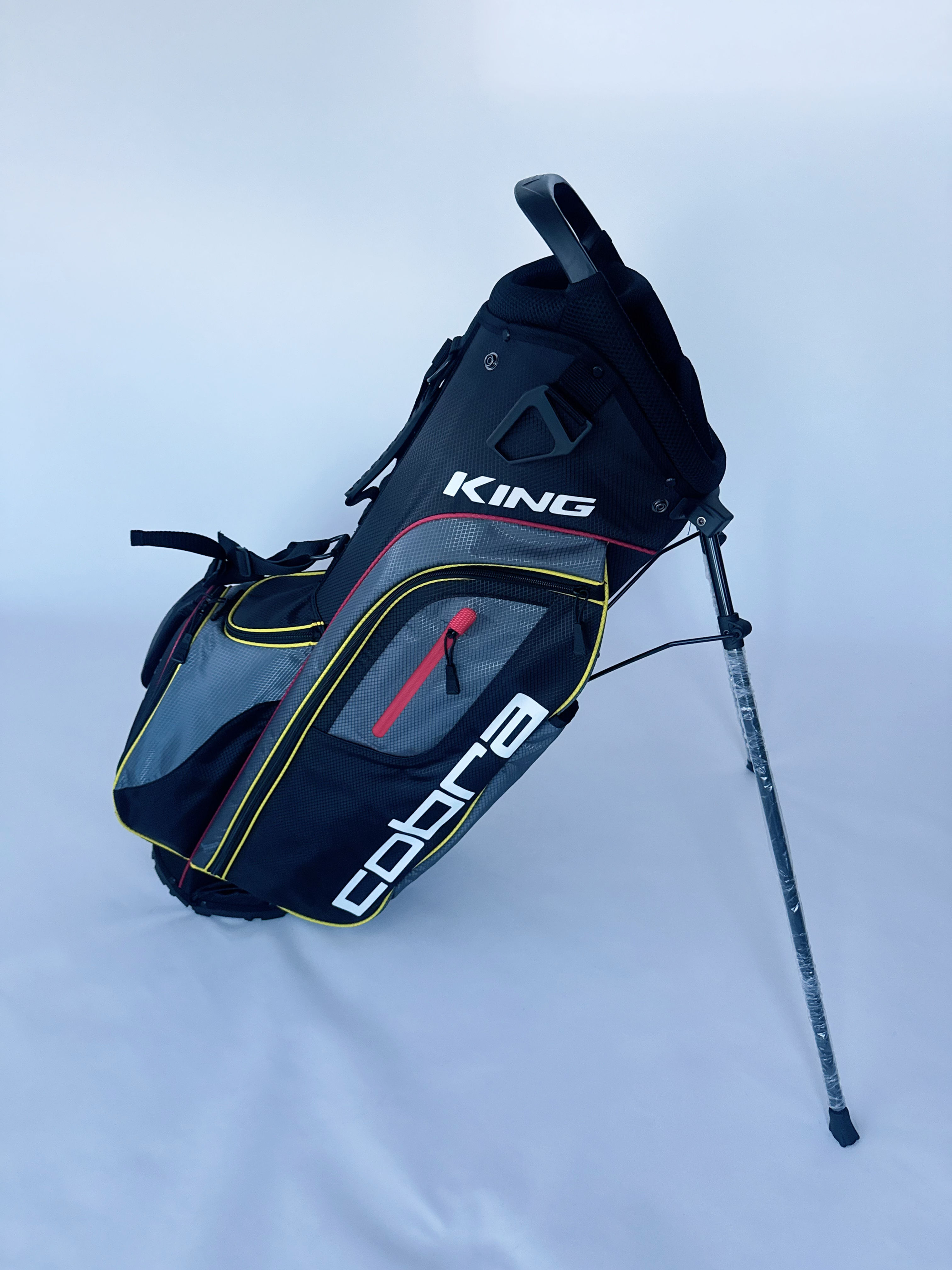 Cobra golf bag