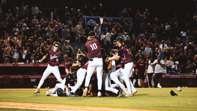 Hamilton Storms Back to Capture 10th State Title