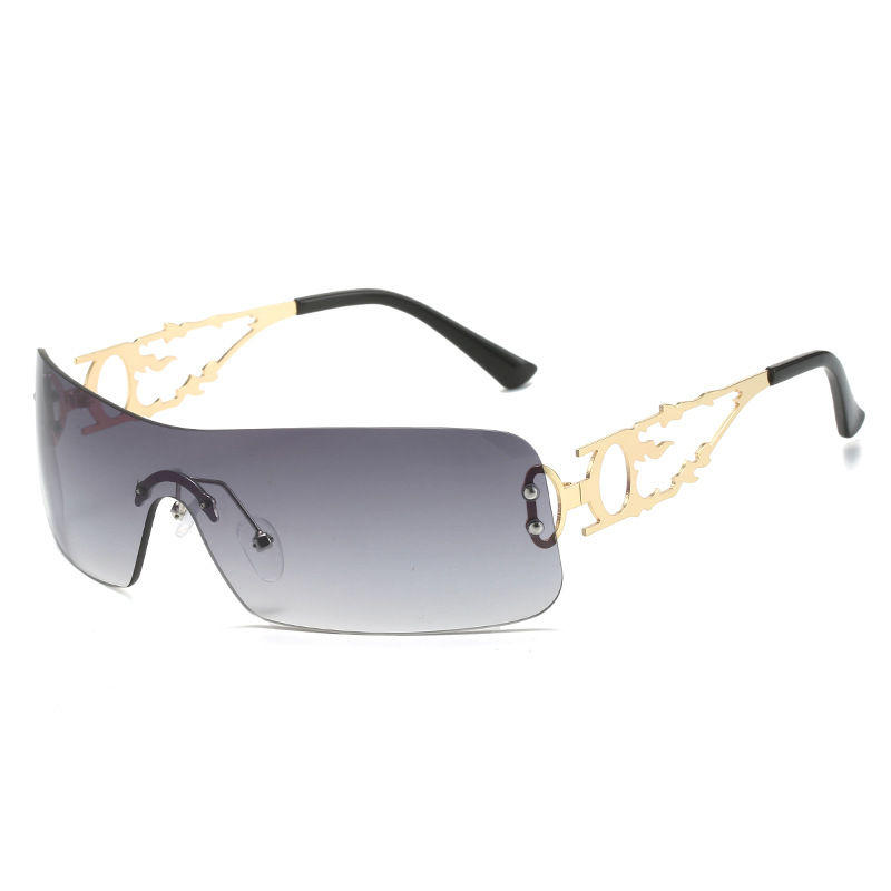 Thumbnail: It Girl Sunglasses 