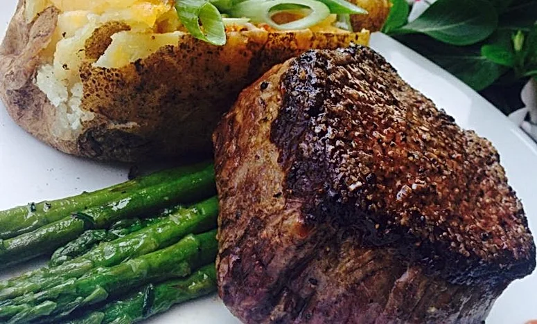 STEAK HILTON HEAD.webp
