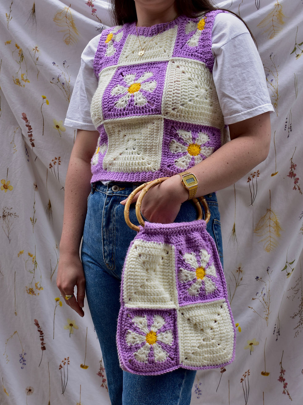 Thumbnail: Checked flower bag with bamboo handle