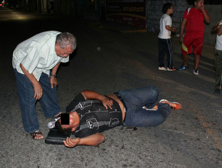 Embiste a motorista y lo abandona a su suerte en Cárdenas
