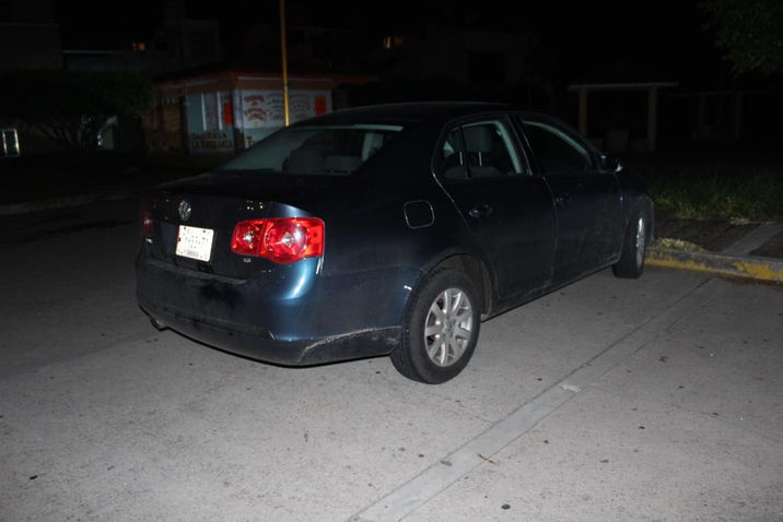 Recuperan auto robado en Cárdenas