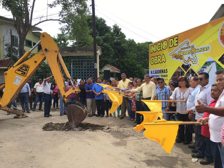 Obras públicas inicia trabajos en vialidades de SAHOP