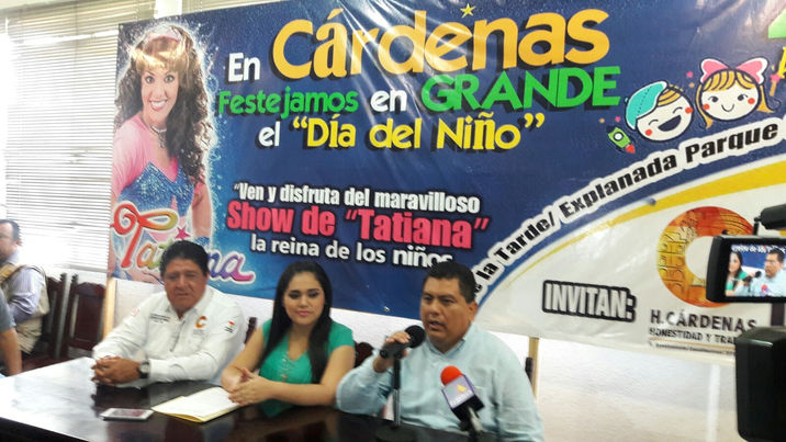 Gran elenco para festejar a niños y madres cardenenses