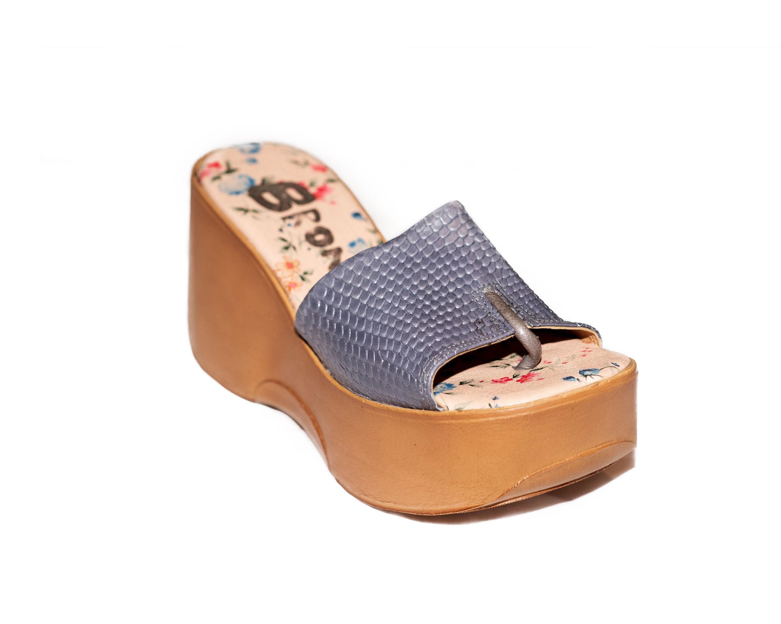 3357 סנדלי אצבע עור