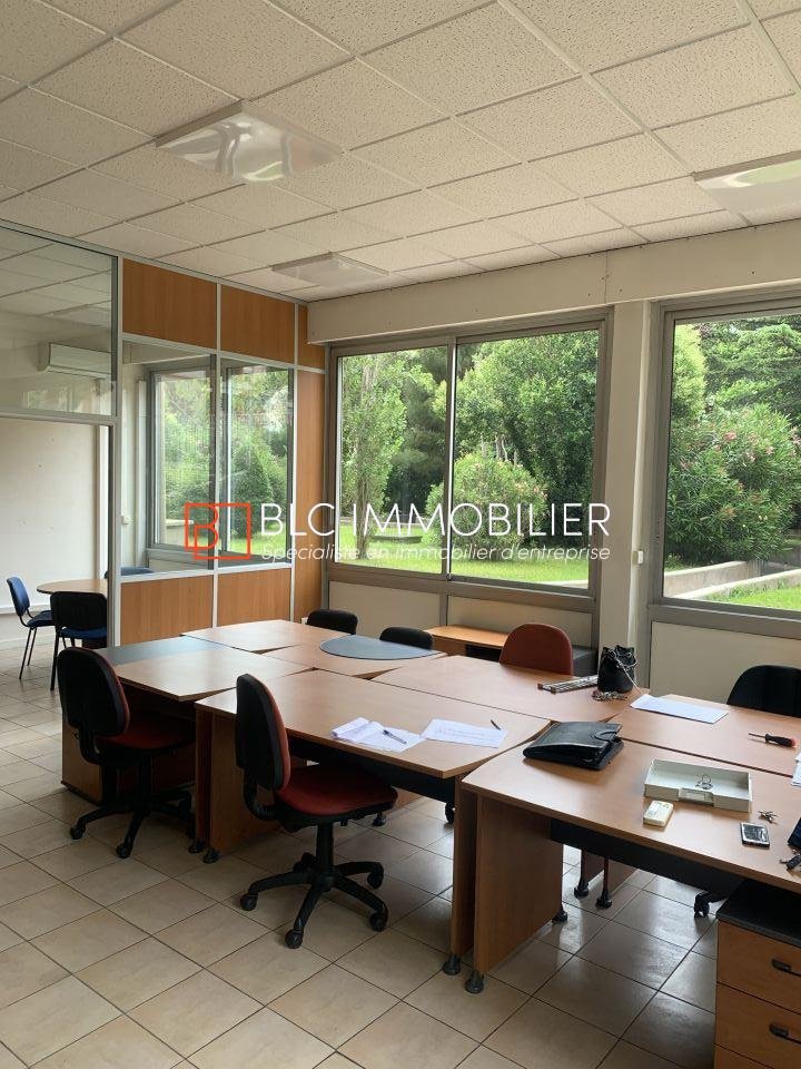 Estimer la valeur de vos bureaux loués à La Penne-sur-Huveaune : bail en cours, qualité du locataire et capitalisation