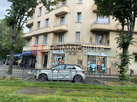 13 - MARSEILLE 4 Local commercial à LOUER de 95 m²