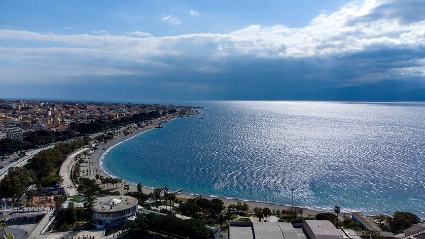 Reggio drone waterfront centro-2.jpeg