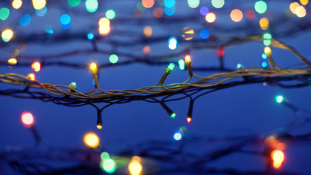 Brighten Up Your Holidays: A Guide to Safe and Stunning Light Installations