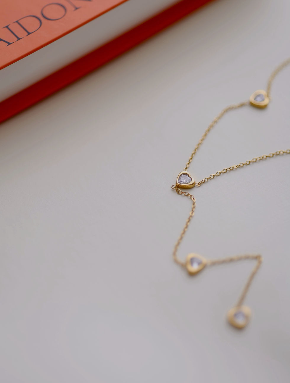 Thumbnail: Heart Crystal Y-Chain Necklace (防水）