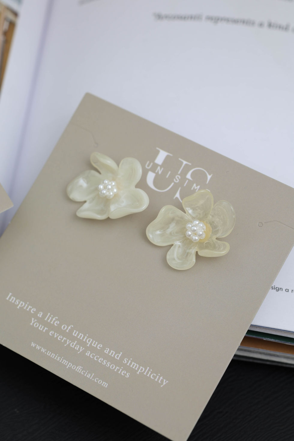 Thumbnail: Cream Petal Earrings