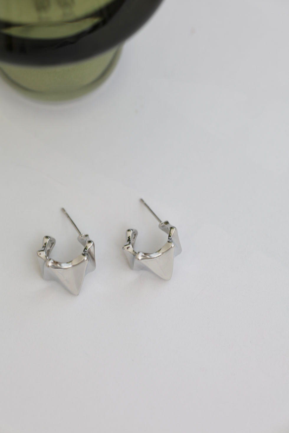 Thumbnail: Acute Earrings in silver