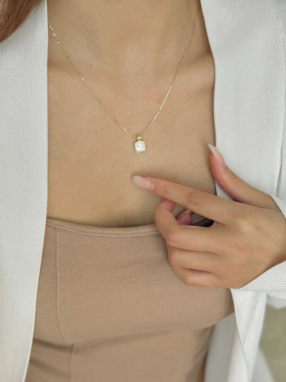 Thumbnail: Lustre Cube Necklace (純銀)