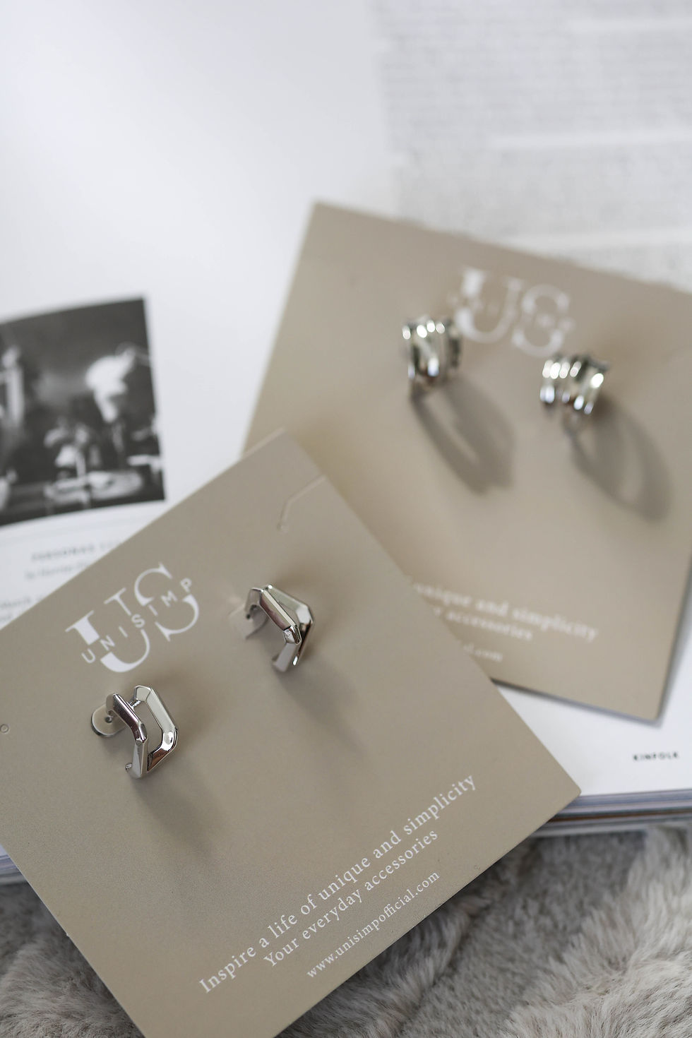 Thumbnail: Fold Square Earrings