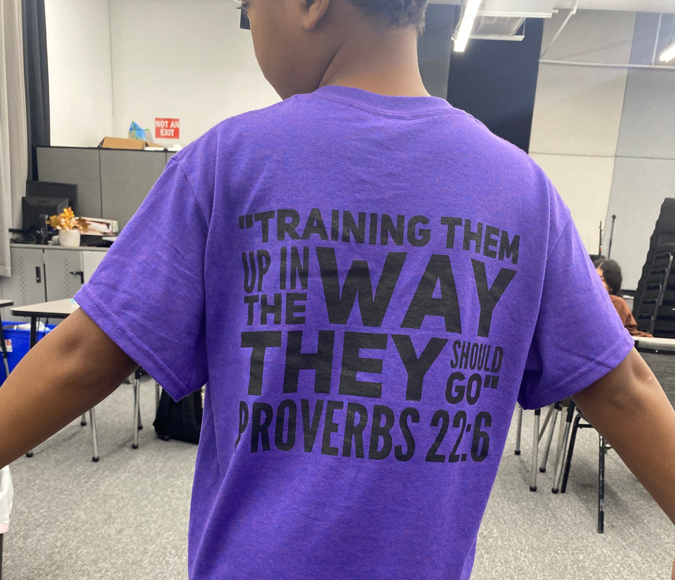 Students learning together at EWCCA