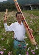 村長・コスモス