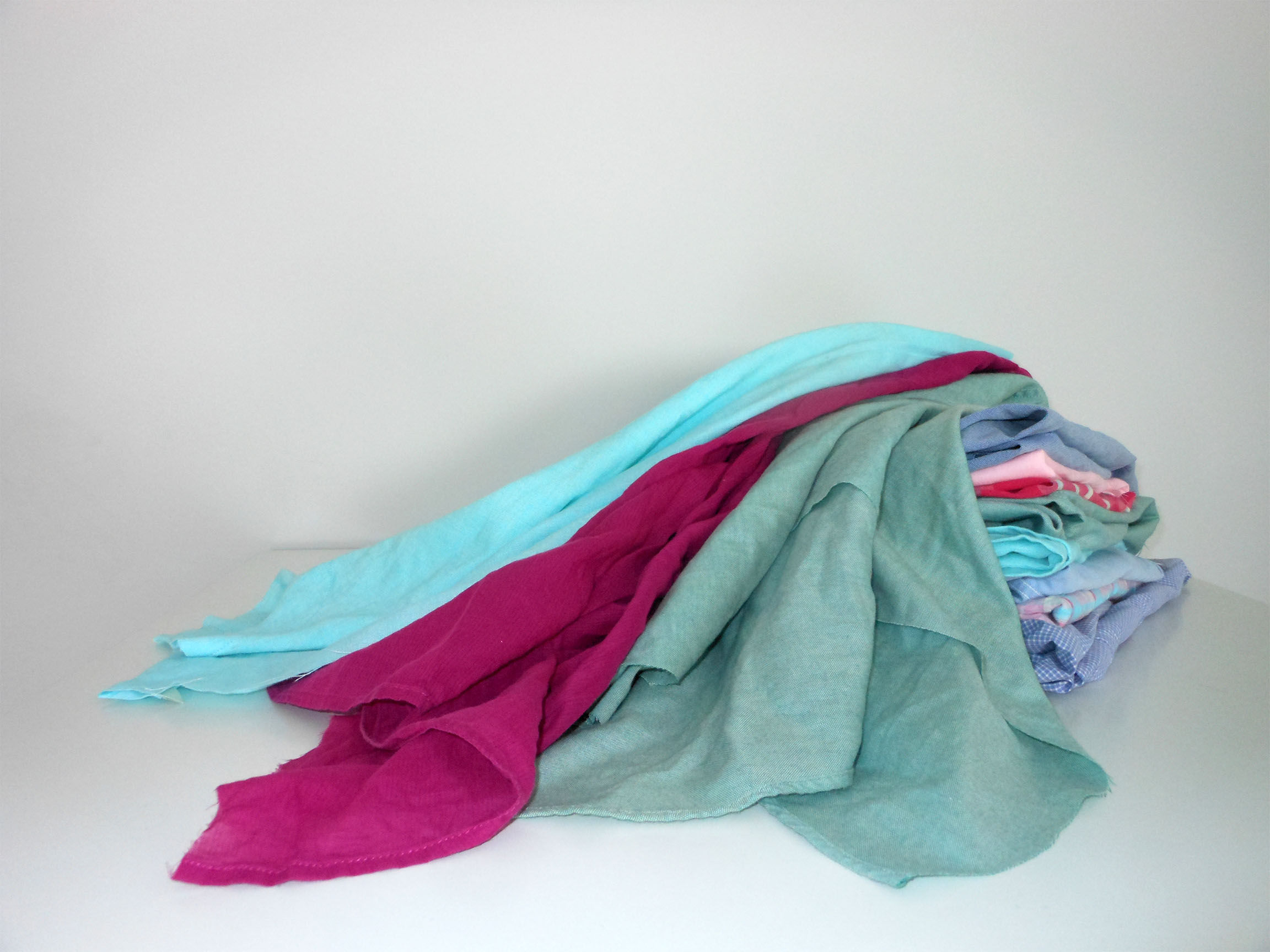 SK05 (10 kg)-Įvairiaspalvės karpytos austinės medvilnės šluostės