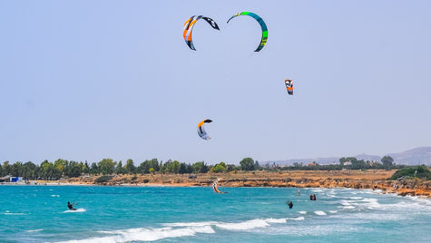 Distributor Resmi Kite Surfing Ozone Indonesia