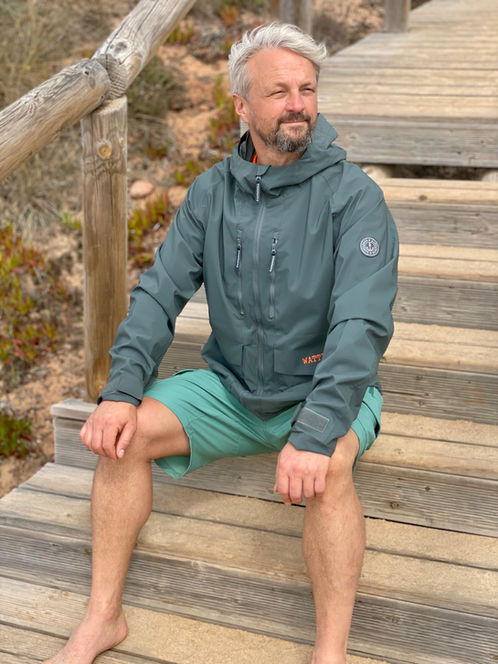 Wattlöper Funktionsjacke Art.-Nr.: 62414SH-4900 und Funktion-Shorts Art.-Nr.:20766SH-4900