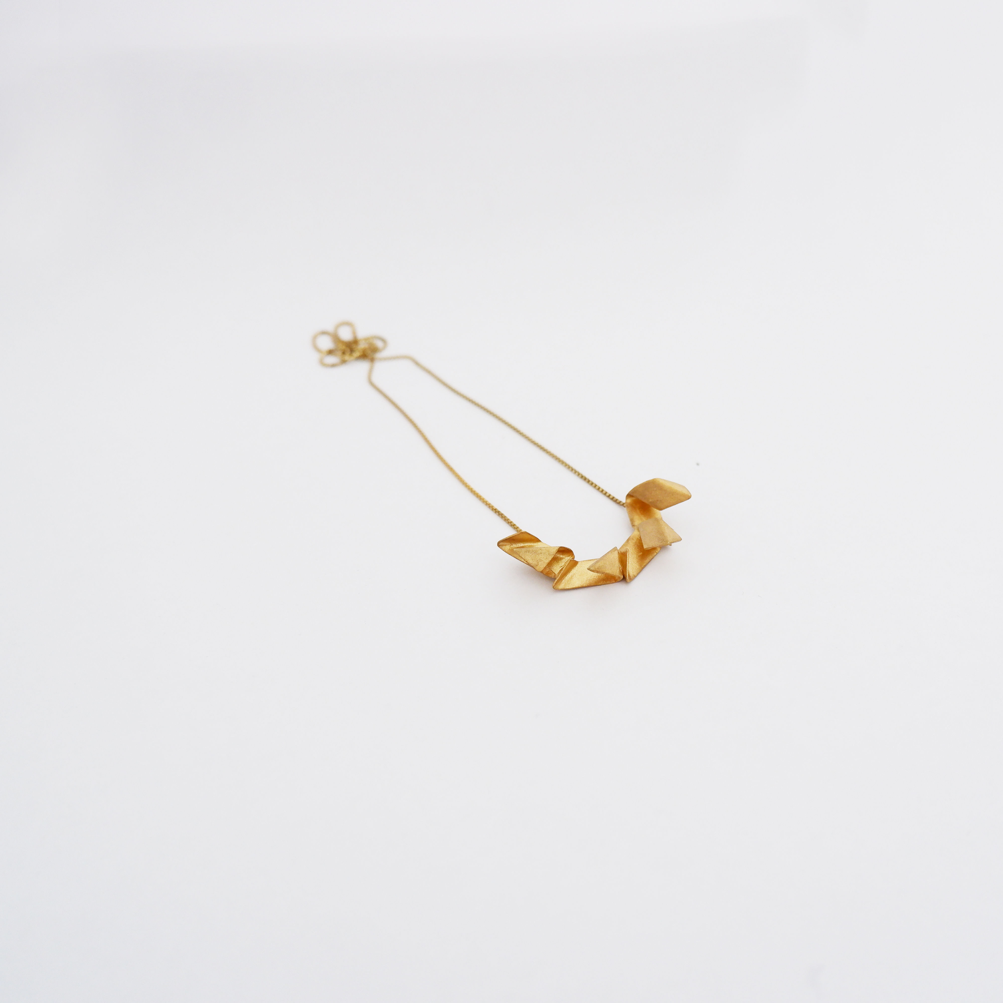 ORIGAMI GOLDEN NECKLACE