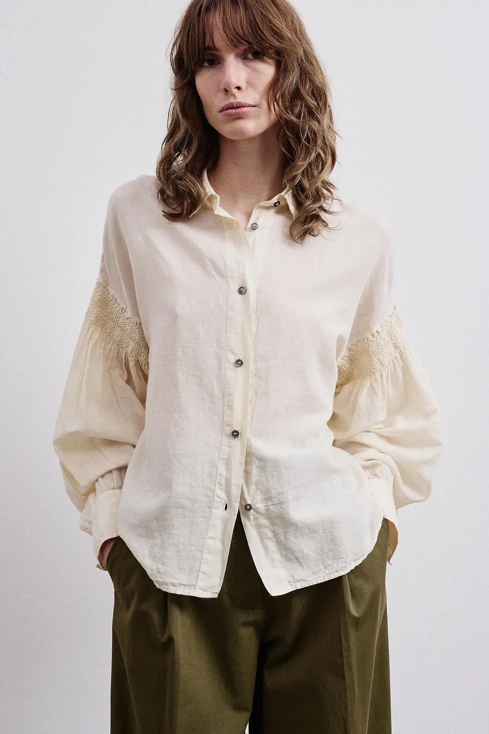CAMISA BORDADA POMANDERE