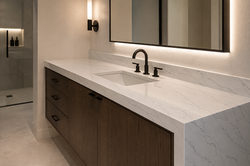 CALACATTA CLASSIC MONARCH 2