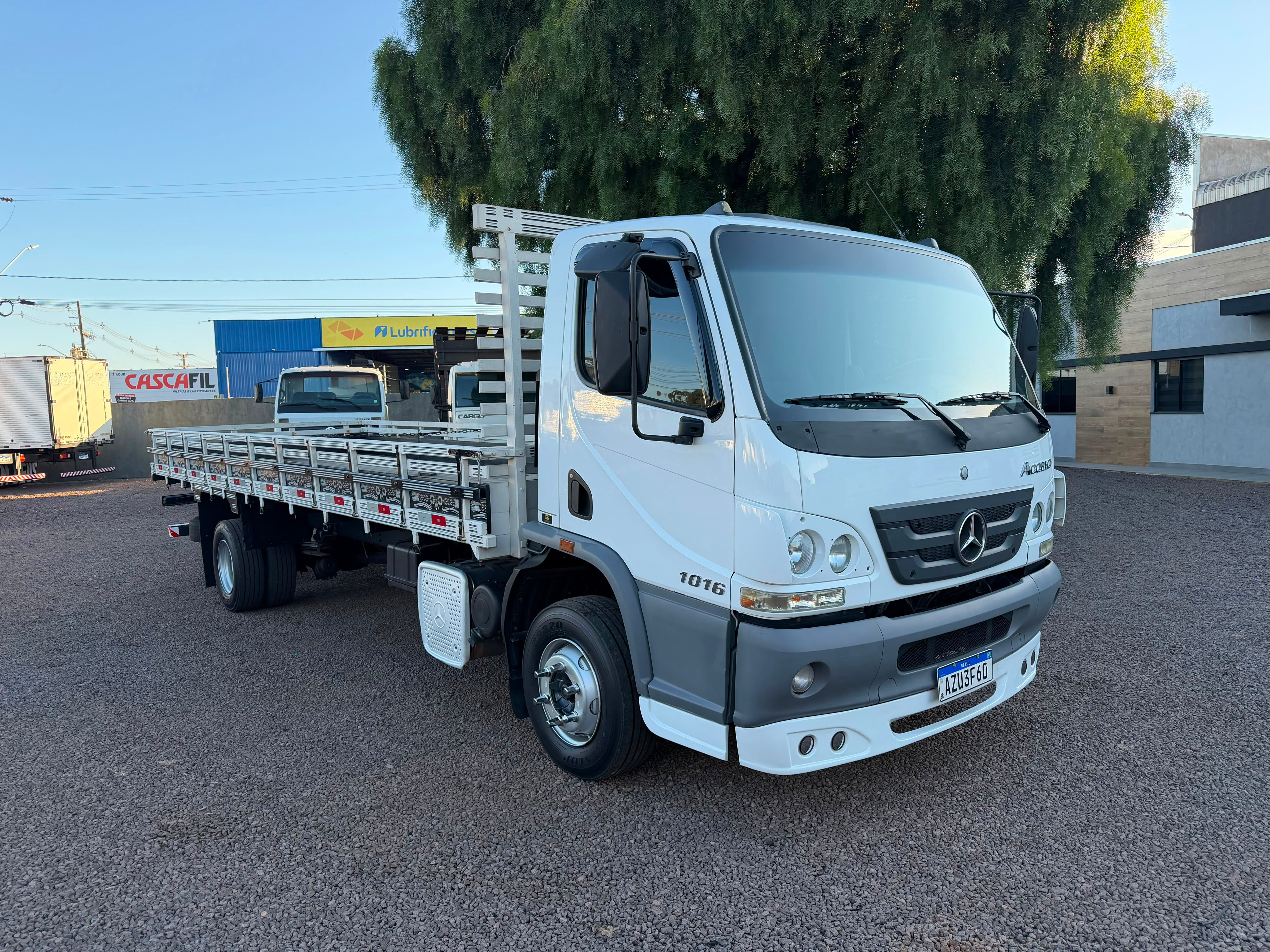 Mercedes Benz Accelo 1016 4x2