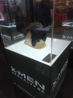 stand-x-men-ccxp17