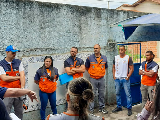 Simulado de evacuação prepara alunos para situação de emergência