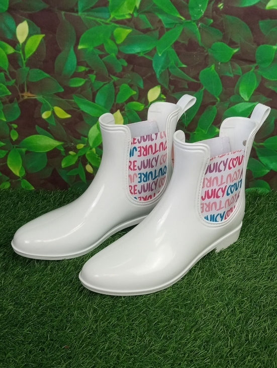 đź‘ Juicy Couture White Romance Boots with Logo Side Panels