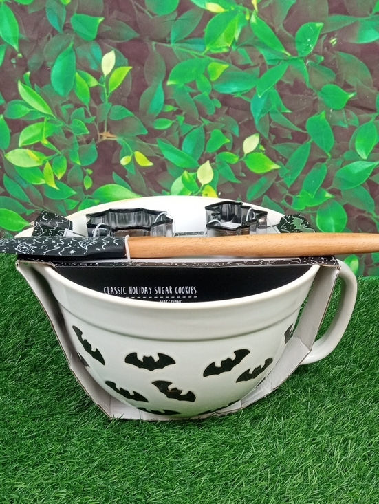 👻 Halloween Bat Ceramic Mixing Bowl Set