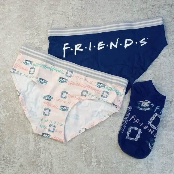 Thumbnail: Friends Ladies Briefs Combo Set