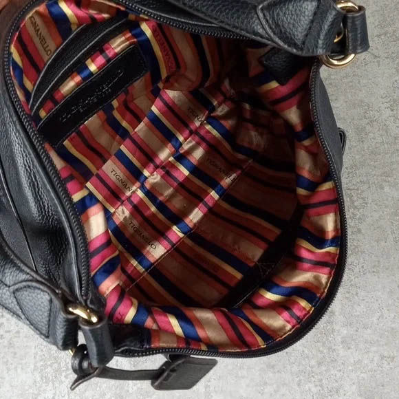 Thumbnail: Tignanello Black Leather Shoulder Bag