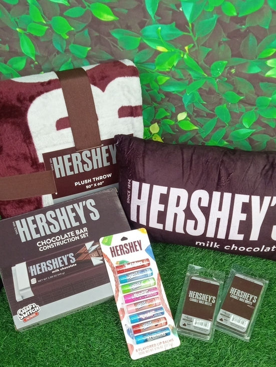 đź”´ Hershey's Chocolate Candy Treats Bundle