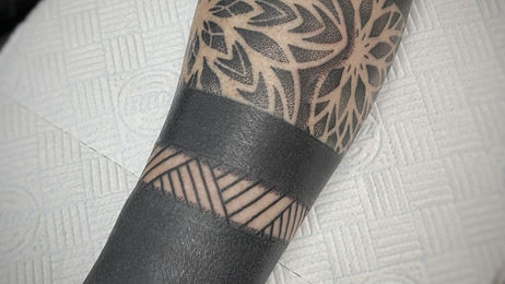 Blackwork & geometric tattoo