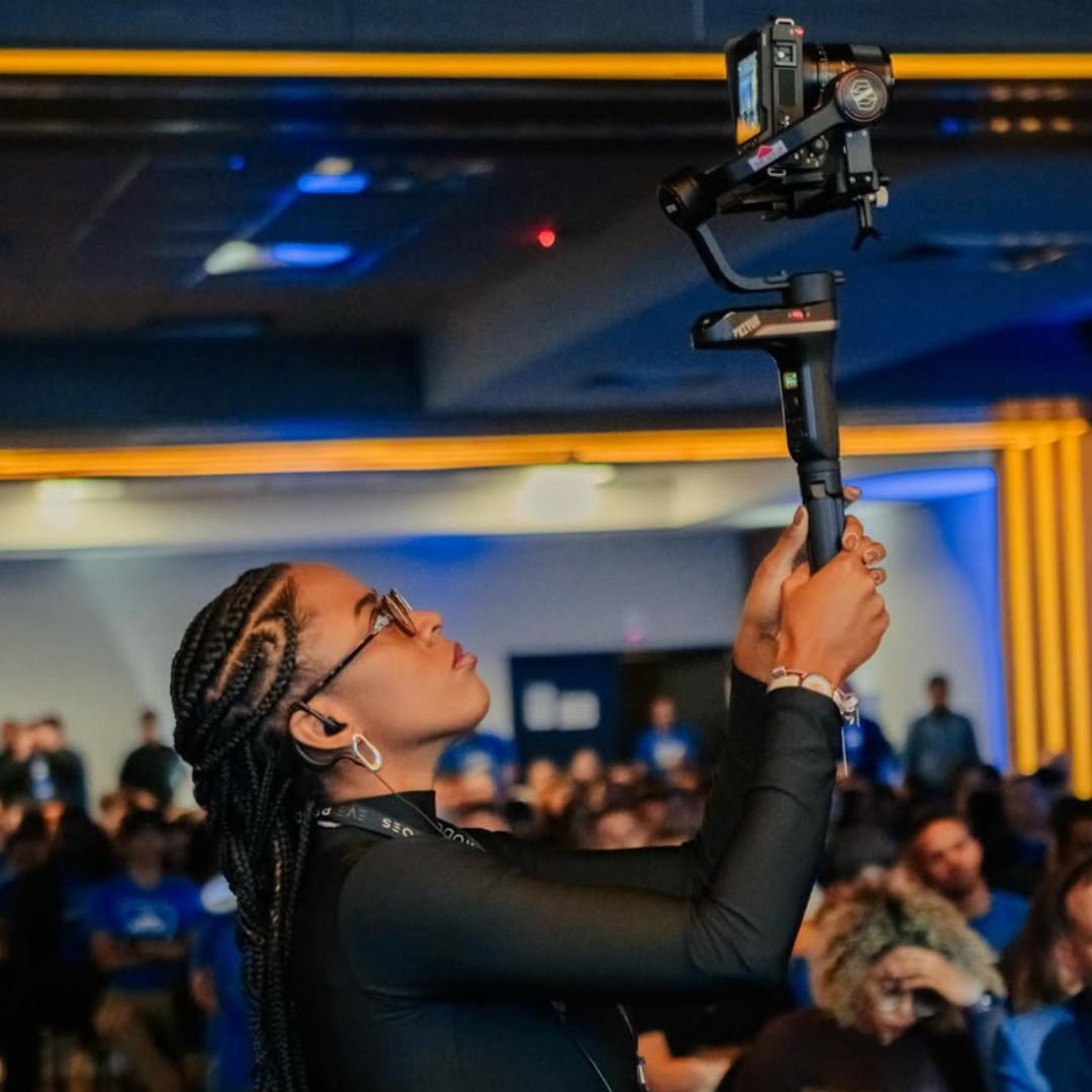 ANÚNCIOS REVENNUM (3).png