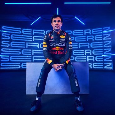¡Oficial! Sergio Pérez renovó con Red Bull.