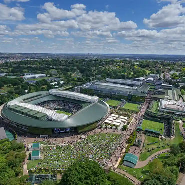 IA en Wimbledon: IBM y The All England Lawn Tennis Club lanzan una funcionalidad de IA exclusiva para estar al día el tenis.