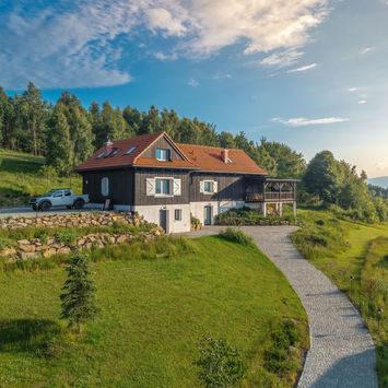 Zdjęcia domków na wynajem w Beskidach – fotografia dla wynajmu krótkoterminowego i ofert
