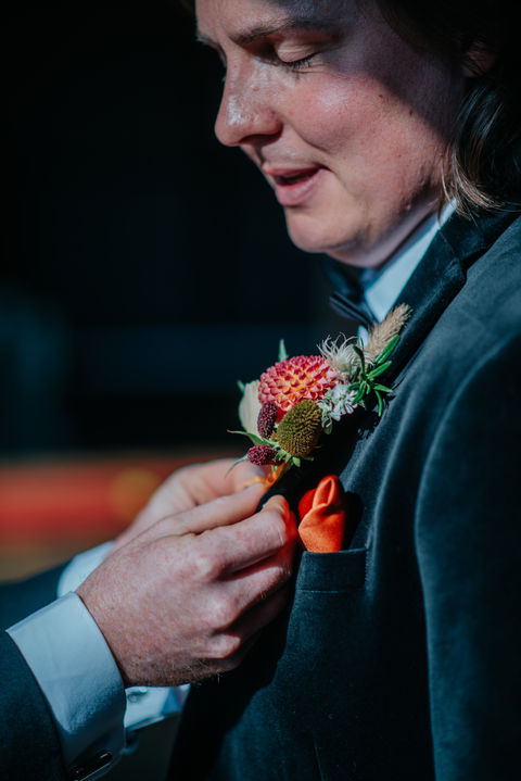 groom with buttonhole at Rhyse Farm Tenbury Wells
