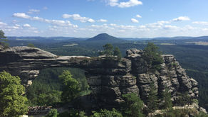 チェコ語構文・慣用句辞典