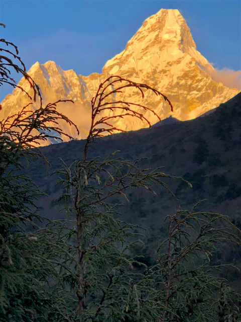 THE QUEST Series // Mt. Everest Expedition
