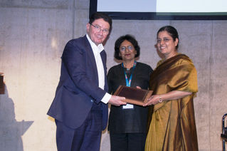 Ravneet Kaur, Chairperson & Managing Director, ITDC, conferred with ISAW Women Achiever Award