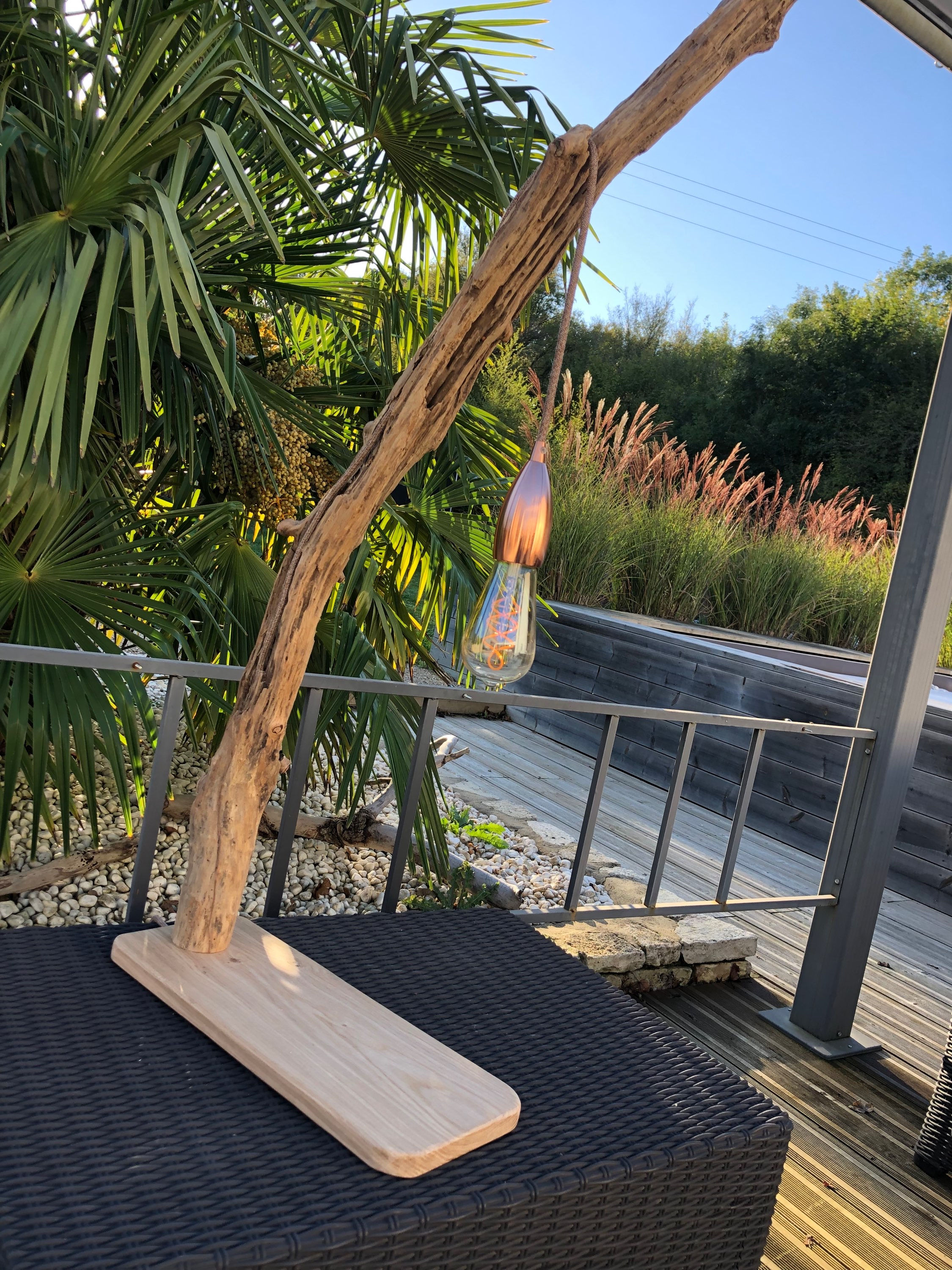 Lampe en bois flotté 