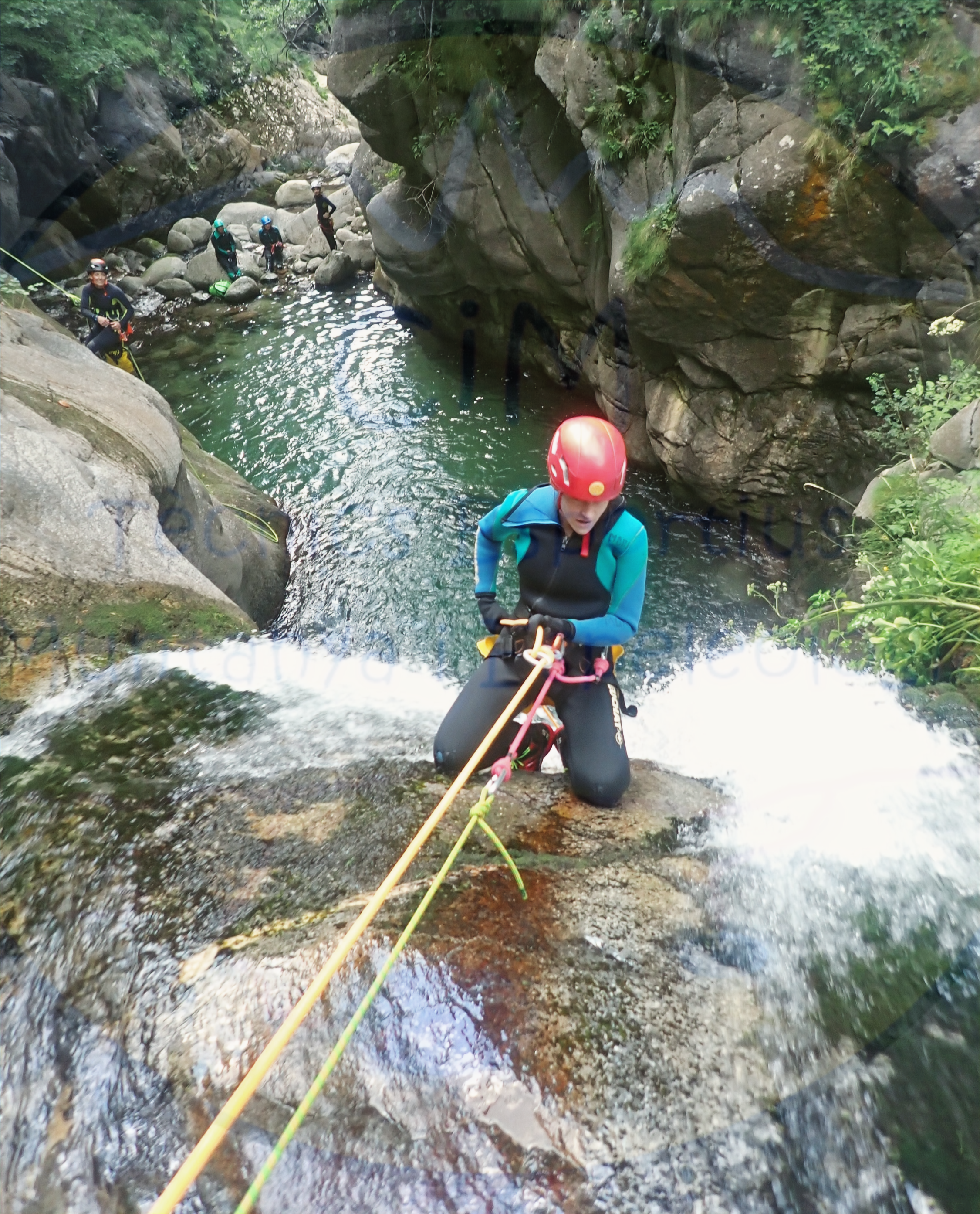 DESCENSO DE BARRANCO ACUÁTICO. 18 de Julio 2026