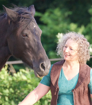 Susanne E. Schwaiger und Merida - © Oliver Friedrich