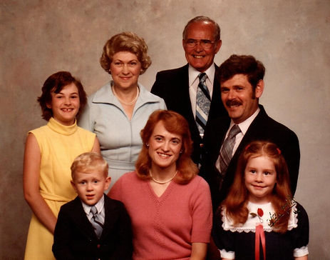 1984 Loise, Ben, Loise, Jose Babbit, Josh, Elizabeth, Emily Babbit.jpg